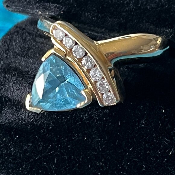 14K Yellow Gold Genuine Aquamarine & Diamonds Ring - Size 8 - Picture 1 of 5
